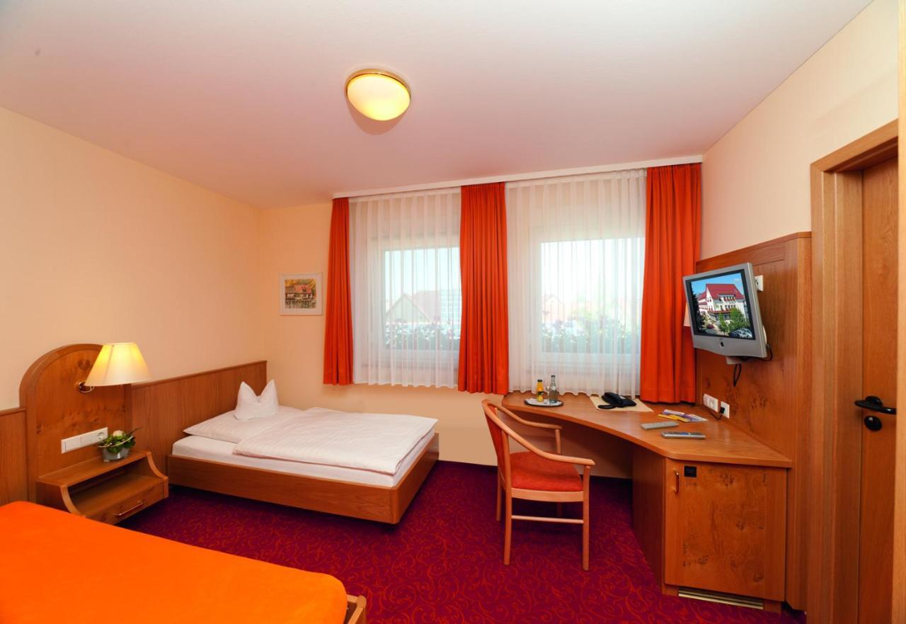 Gasthof - Hotel Zum Ochsen Gmbh Berghulen Kültér fotó
