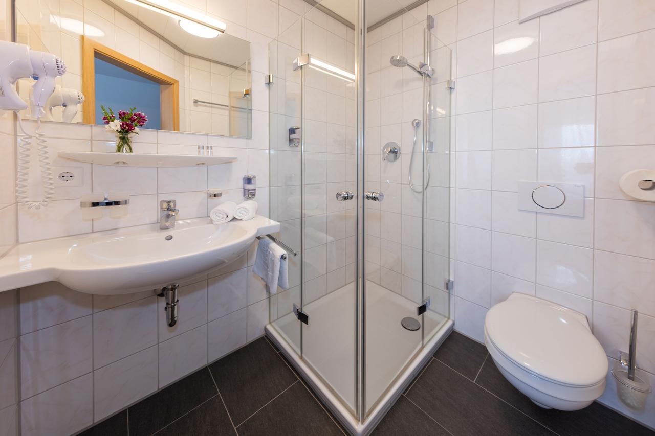 Gasthof - Hotel Zum Ochsen Gmbh Berghulen Kültér fotó