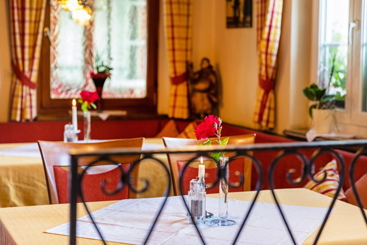 Gasthof - Hotel Zum Ochsen Gmbh Berghulen Kültér fotó